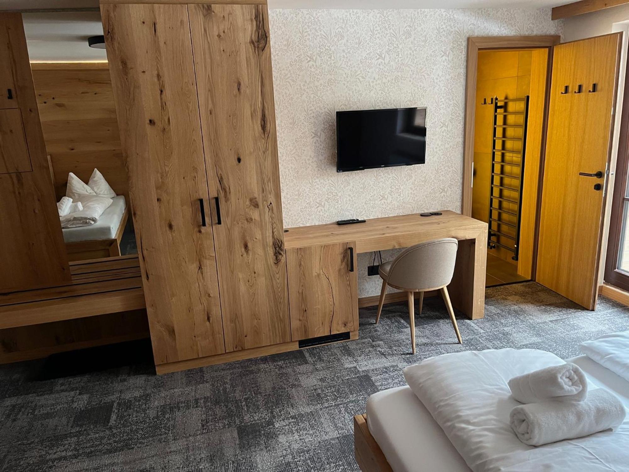 Tieflehner Hof Pitztalhaus Hotel Sankt Leonhard im Pitztal Ngoại thất bức ảnh